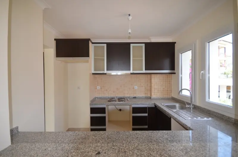 Fitted kitchen